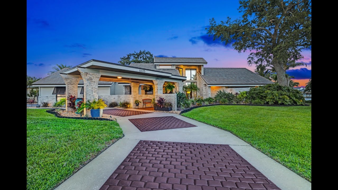 6605 Seabird Way Apollo Beach, FL | ColdwellBankerHomes.com