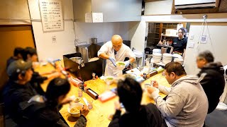 客席を沸かすイカした店主に密着!朝7時開店→即満席の肉うどんが最強すぎた。