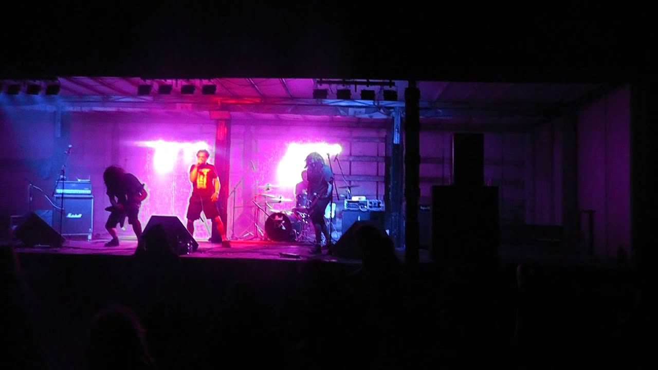 Infest 2 live @ Arsch Cholio 2013