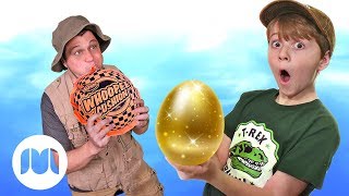 Giant Life Size Dinosaur Showdown | Jurassic Tv | Dinosaurs and Toys | T Rex Family Fun
