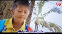 Fadly - Ayah Jo Mandeh [Official Music Video]  - Durasi: 5:40. 