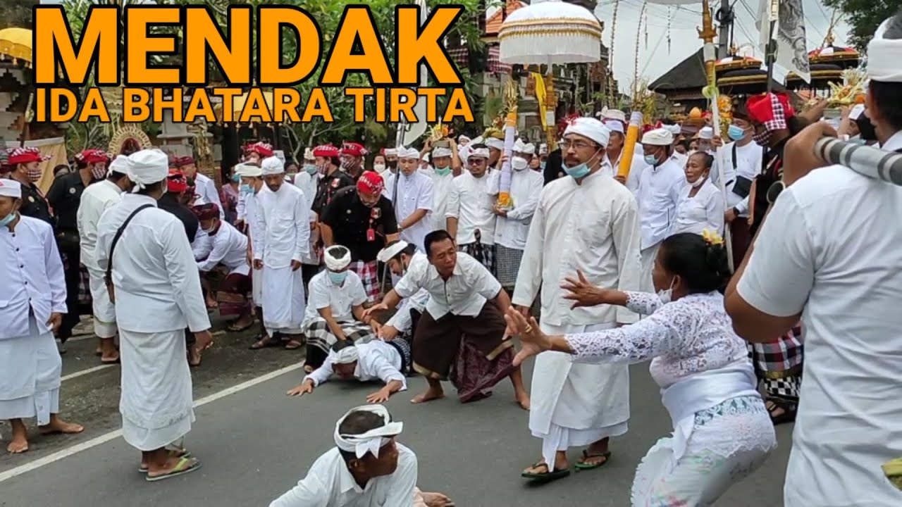 MENDAK IDA BHATARA TIRTA | Ngusaba Gede Desa Muncan