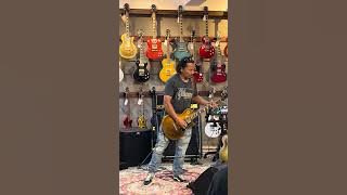 Cella Kotak Guitar Clinic Open Minded Gibson Bali