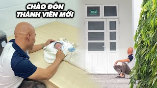 GIÂY PHÚT VỢ CHỒNG THÉP HỒI HỘP CHỜ ĐÓN CON TRAI CHÀO ĐỜI