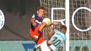 Mano De Marcos Llorente Ante El Celta..var..atletico De Madrid 2-1 Celta