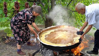 видео: Сбор шелковицы - Традиционный Азербайджан Как сделать патоку тутового дерева? картинка: Сбор шелковицы - Традиционный Азербайджан Как сделать патоку тутового дерева?