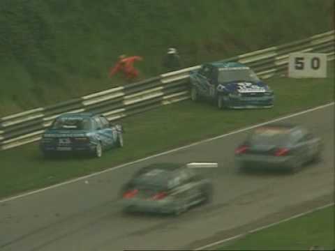 BTCC 1992 Hoy and Rouse crash at Brands Hatch