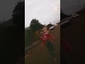 macaco muito rápido me borrachei no chão