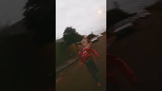 macaco muito rápido me borrachei no chão