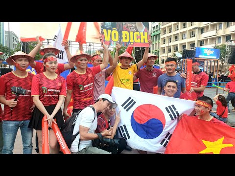 Video CĐV tin U22 Việt Nam đánh bại Indonesia giành HCV tại... - youtube