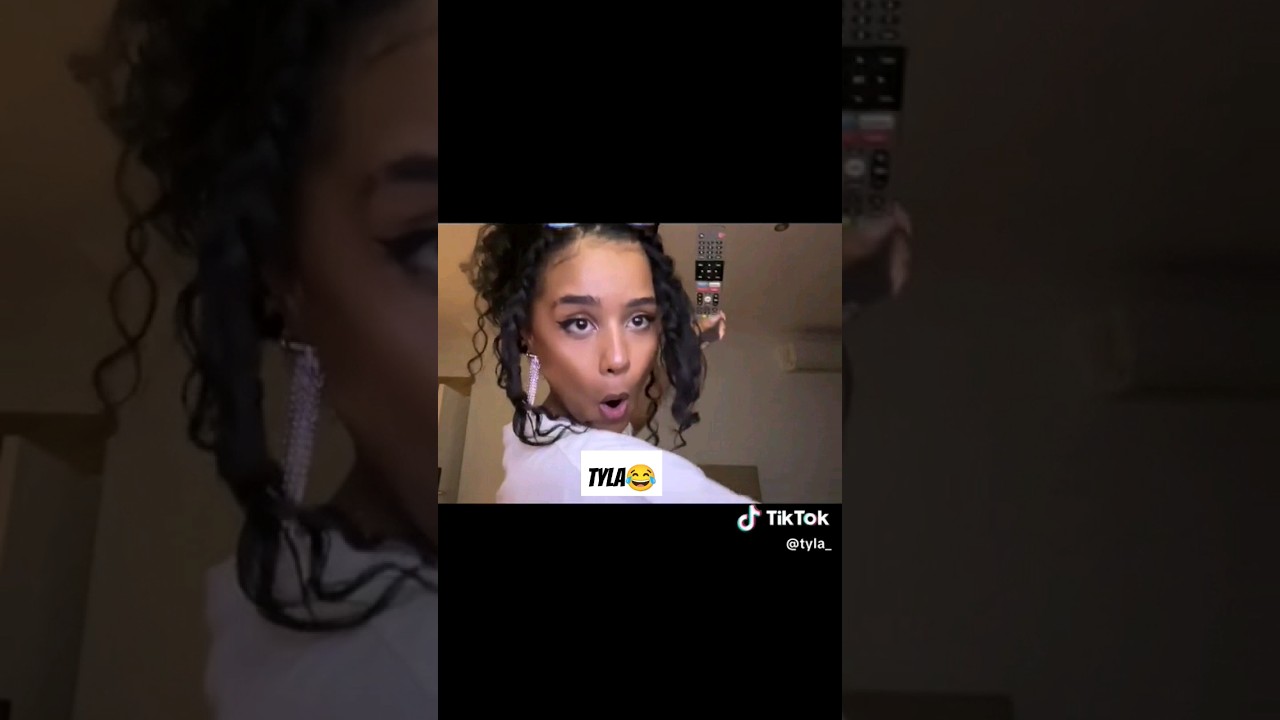 Guarda Tyla is coming with another hit song 😂😂😂😂😂😂😂😂😂😂😂 su YouTube Guarda Tyla is coming with another hit song 😂😂😂😂😂😂😂😂😂😂😂 su YouTube