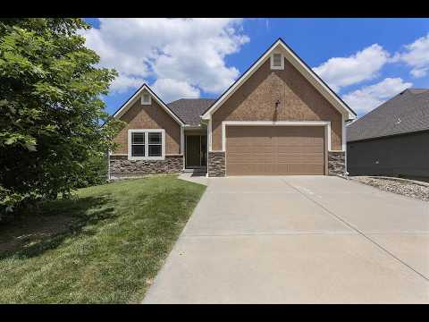 13770 Valleyview Way, Bonner Springs, KS home video tour