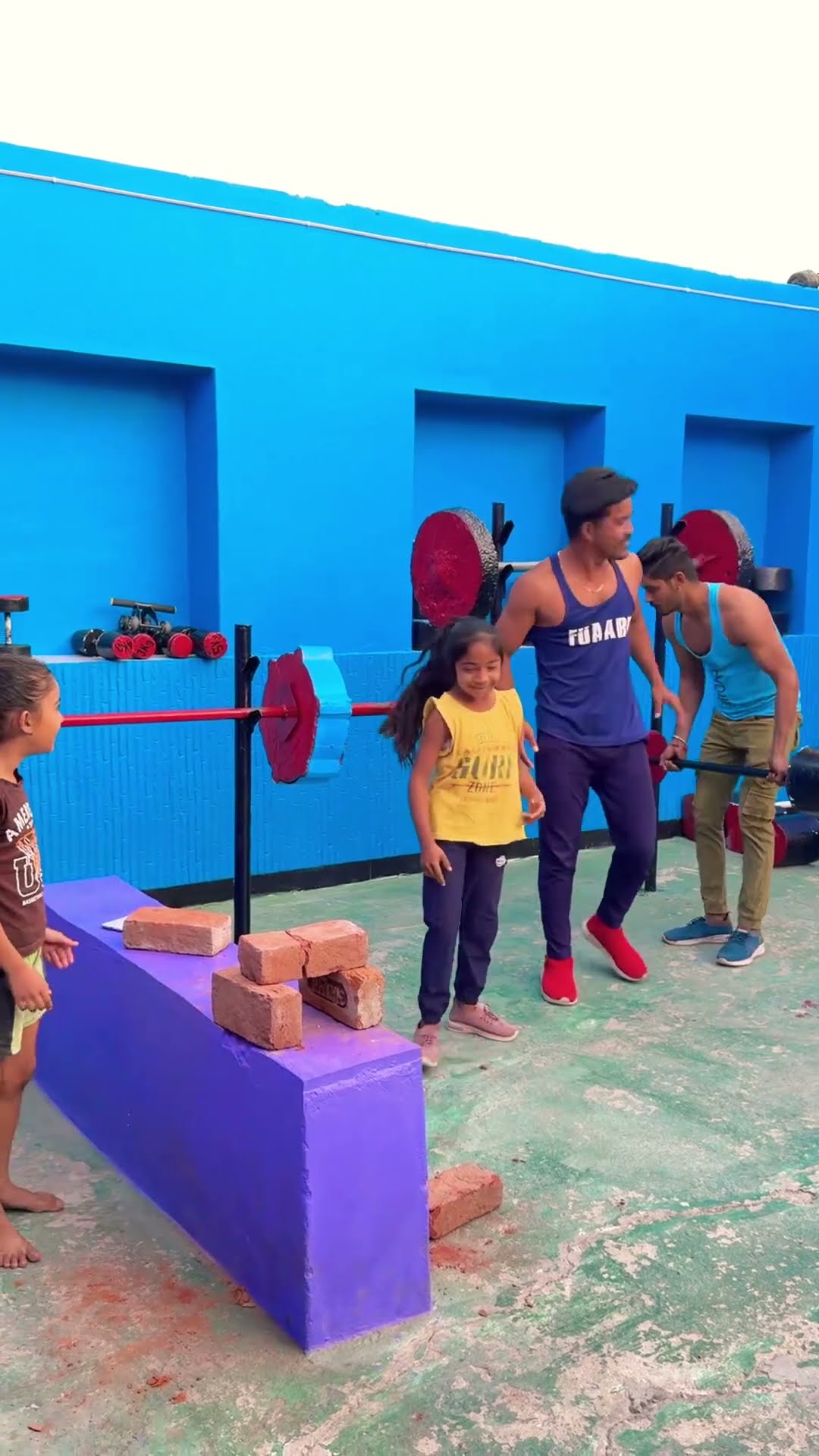 Bricks tod paygi ??? #comedy #funnyvideo #shortvideo