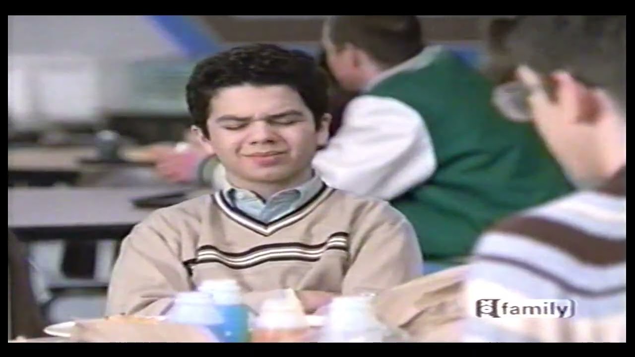 Freaks and Geeks (2000)  -  Sam, Neal And Bill Discuss: The Make Out Party / French Kissing