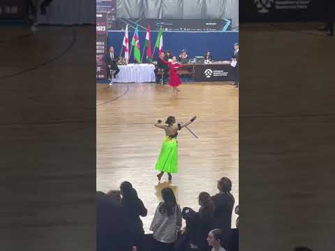 Видео: Детский конкурс бального танца-танго в Батуми