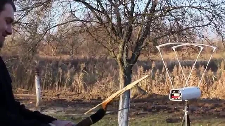 Peter Bogar shooting with horn bow, speed 239fps