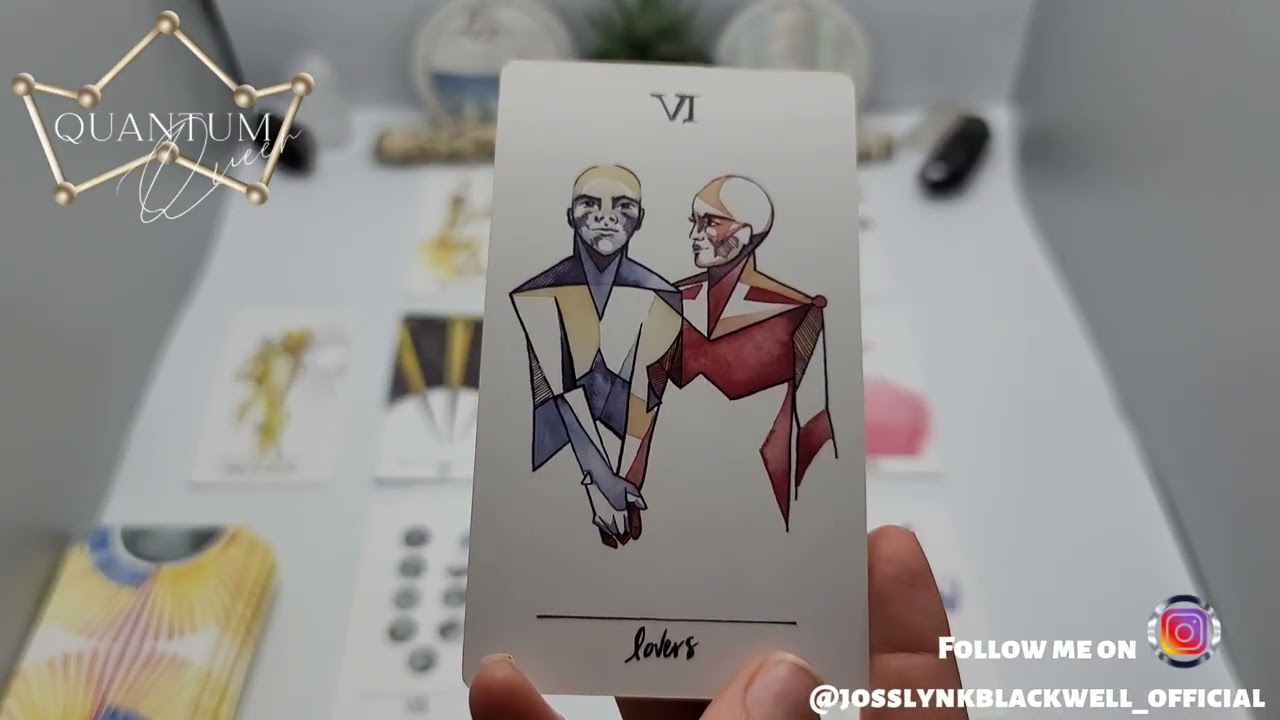 Aquarius - You are about to be highly pursued! - Quantum Tarotscope