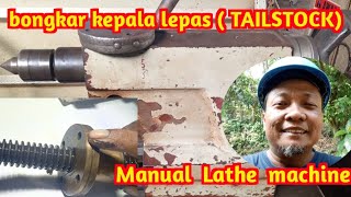 This technique is not taught in schools, repairing the tailstock (loose head) of a lathe @Utomote...