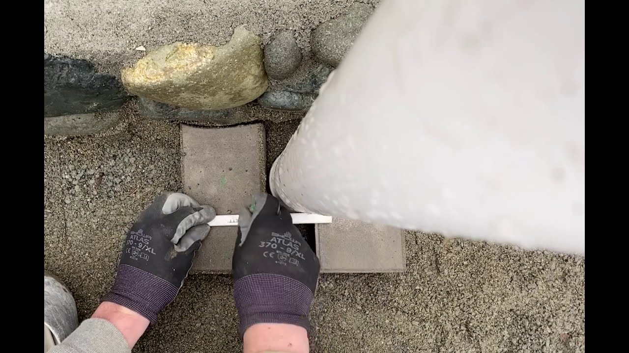 How To Make A Circular Cut In Pavers! Hardscape Mastery. Make It Fit Tight!  - Youtube