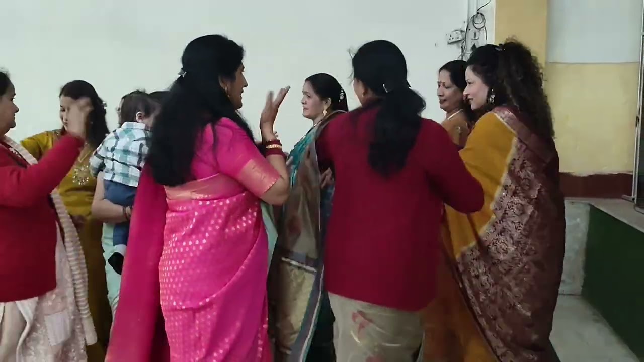 मठू मठू हीट झांवरी गिरली मेरा मोहना।    #viralvideo #dailyvlog #familyvlog ✨🙏