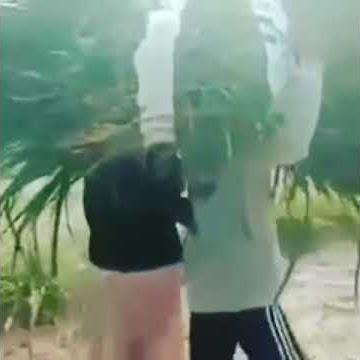 Story' wa istri Soleha ..tukang ngarit