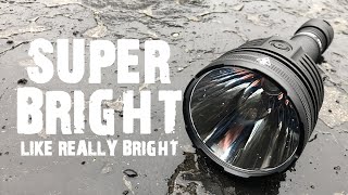 Nitecore P30i Amazingly Bright 1000M Throw Flashlight