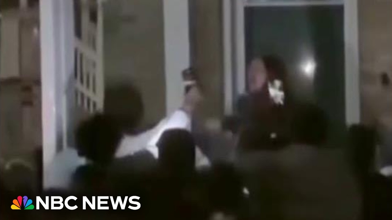 College students in York, PA attacked by youth mob College students in York, PA attacked by youth mob
