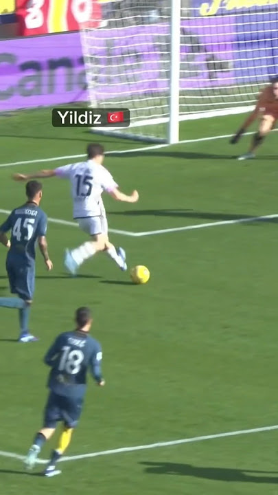 Kenan Yildiz first goal in Serie A 🔥🇹🇷#juve #frosinonejuve