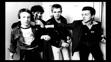 The Clash - London's Burning [HQ]