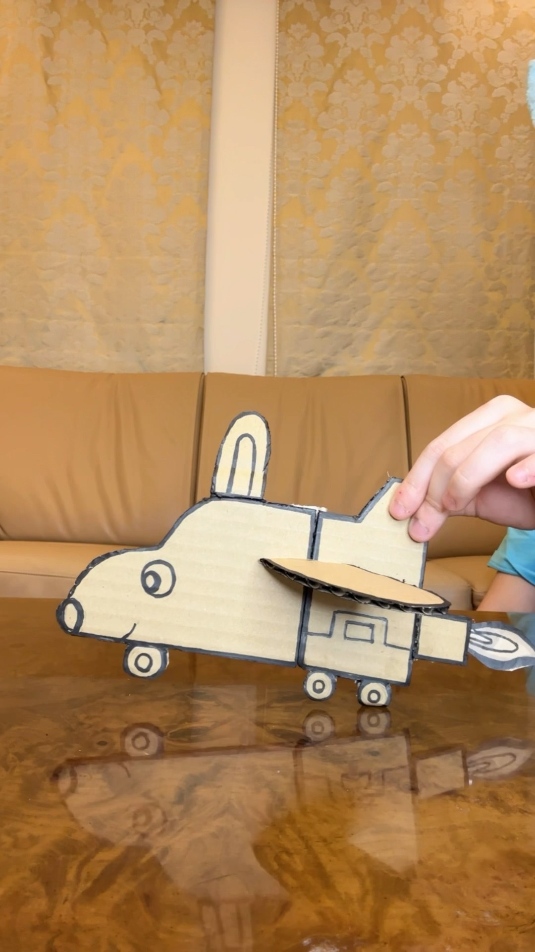 CARDBOARD CAR TRANSFORMS INTO AIRPLANE！#asmr