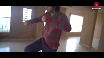 Yo yo bantai rapper : AE RUPALI song by :- (carryminati)