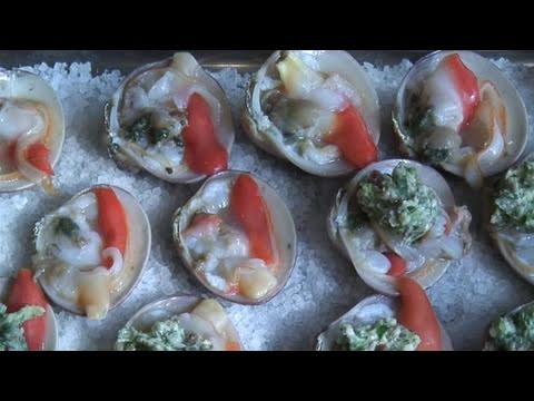 How To Prepare Butter And Bacon Baked Clams
