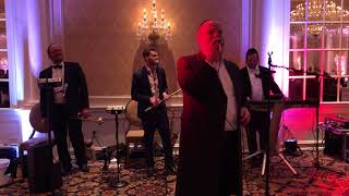 Video thumbnail of "Michoel schnitzler rocking at a wedding in Lakewood with dovi tesler!"