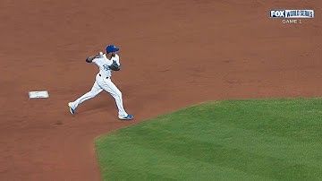 WS2014 Gm1: Escobar makes running throw to get Pence