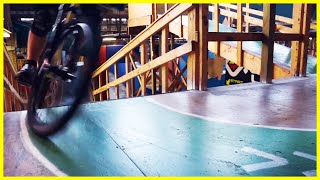 Rays Indoor Mountain Bike Park - Cleveland Ohio - Skatepark, Bike park, Pump track - Phil Kmetz