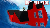 Un Tiburon Me Ataca En Roblox Youtube - skachat ataque de tiburones en la banera en roblox smotret onlajn