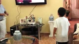 Dancing With Grandpa, Bailando Con Abuelo