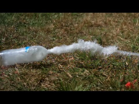 How does a dry ice bomb work?