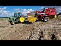 Alter John Deere mit Grimme Kartoffelerntemaschine