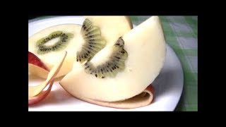 フルーツの飾り切り キウイ グレープフルーツ マンゴーの動画 Miidasu