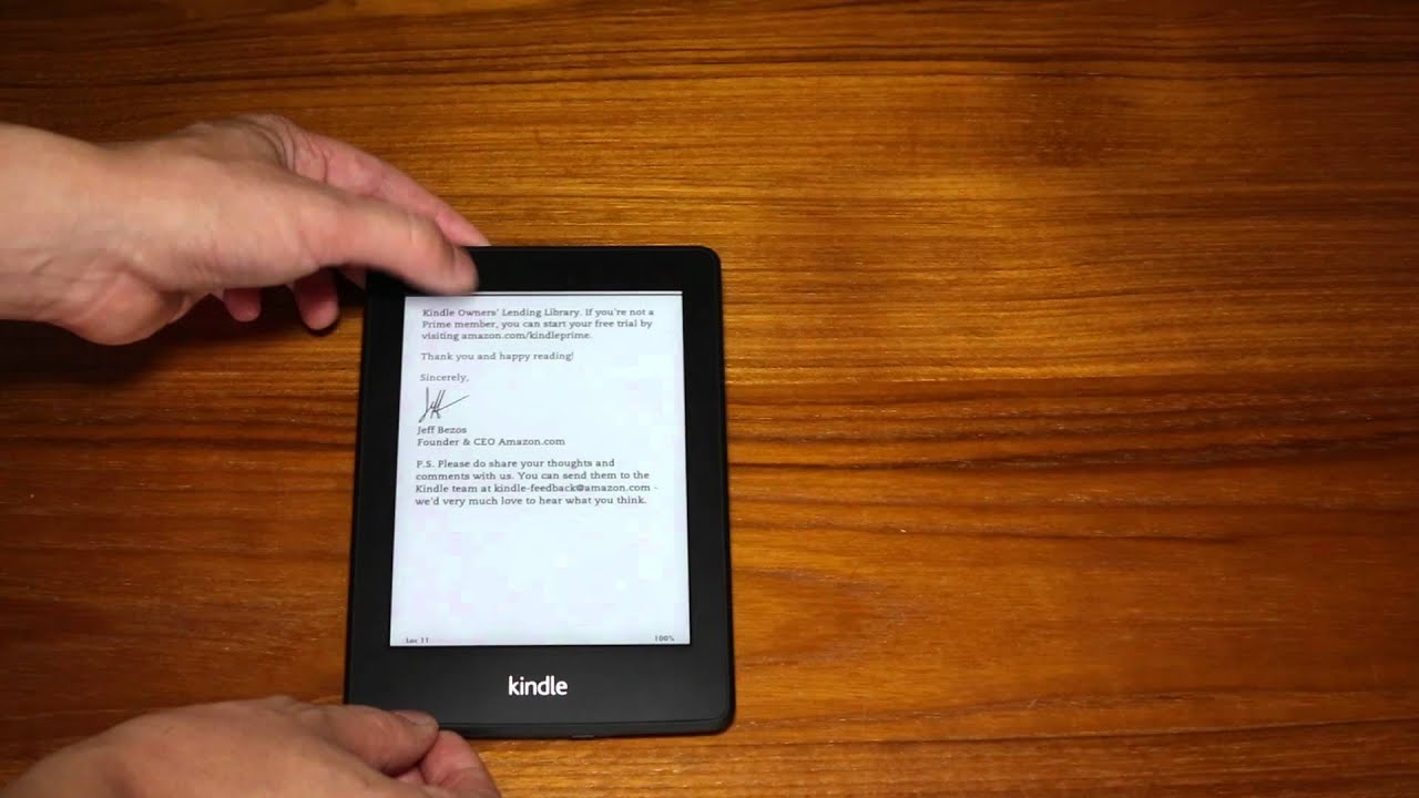 overvældende Inspektion Bourgeon Amazon Kindle Paperwhite Review & Front Light demo - YouTube