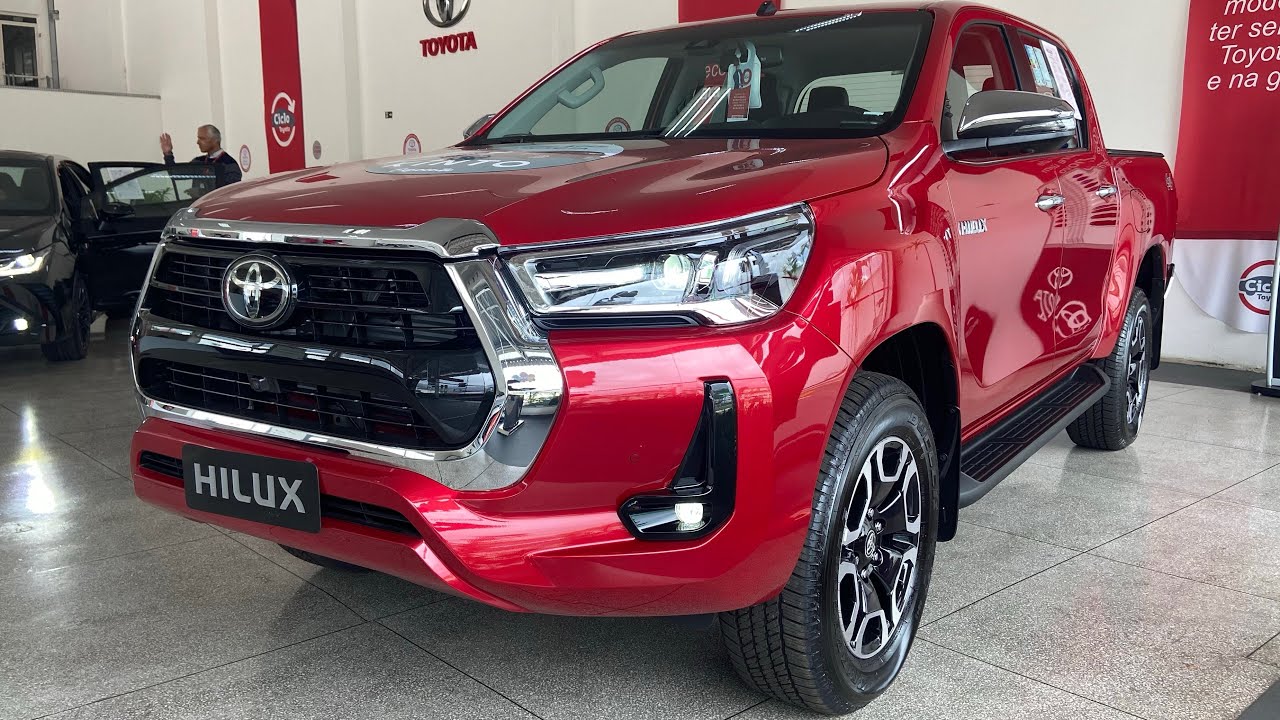 A MAIS BONITA DO BRASIL TOYOTA HILUX SRX 2023 VERMELHA ESTÁ