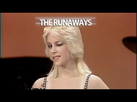 Video: Catch-up Runaways: Kronik Hubungan