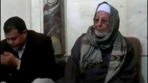 الشيخ عبدالحكيم عبداللطيف شيخ عموم المقارئ: الزمر32-52بروايةخلاد حمزة2011-04-02