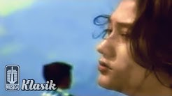 Nike Ardilla - Sandiwara Cinta (Karaoke Video)  - Durasi: 4:57. 