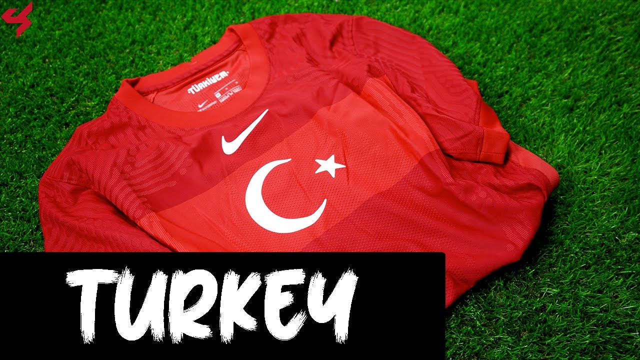 Найк турция сайт. Turkey 2004 Nike Kit. Nike в Турции. Найк Vapor футболка. Nike made in Turkey.