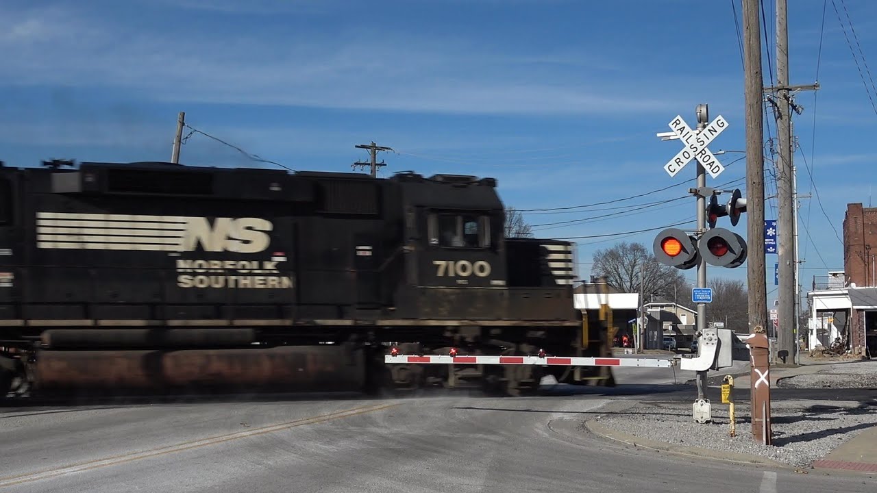 South Commercial Street Railroad Crossing - Albers, IL