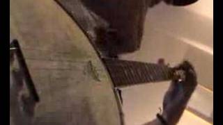 Video thumbnail of "clawhammer banjo little sadie (2)"