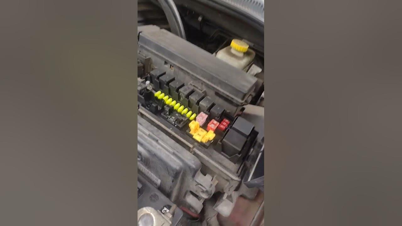 How To Diagnose The Annoying Airbag Light On Your 20062010 Jeep