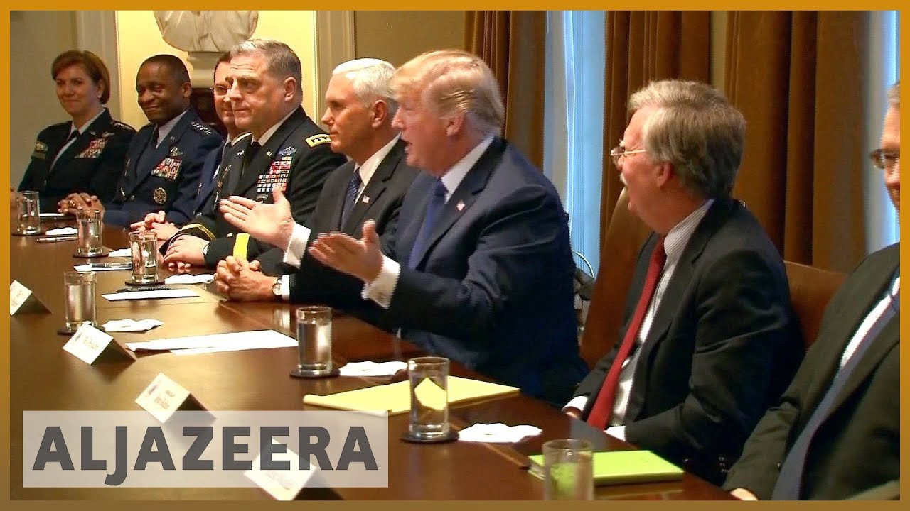 🇺🇸 التحقيق الأمريكي الروسي: ترامب يفكر في إقالة مولر | الجزيرة الإنجليزية
